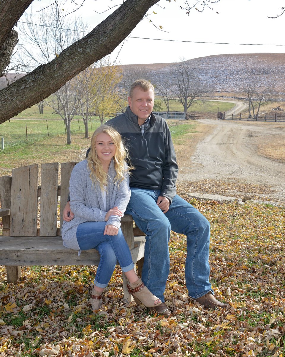 emmie_paige's tweet photo. 10 years has gone by since our family’s lives changed. You never fail to put a smile on my face. I thank God that you are here today! I love you so much, Dad💗 https://t.co/eqM1WGXgcJ