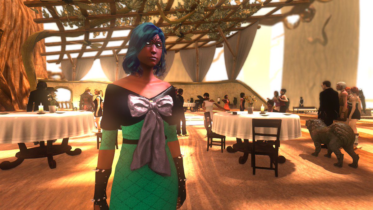 projectR64's tweet image. Some pics from the ongoing wedding celebration of @benitachi_swl and @Astrid_Archer, hosted by @LailaFlowerSW and @Happy_T_Radio.  There's free cake and people are trying to get @AlexanderVenato to dance, so come twist his arm.