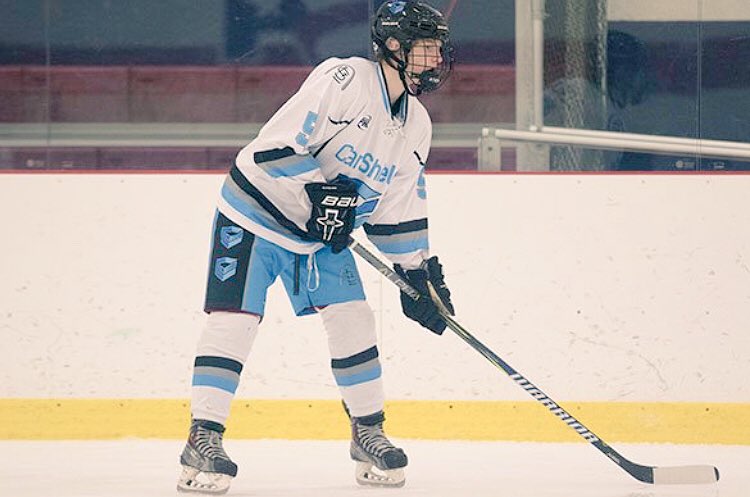 CarshieldHockey's tweet photo. 🛡18s defeat @AAABlues tonight 3-2 @StPetersMoRec  #RollShield #LetsGoCarShield @NAPHL @mohockeyyd @usahockey @CarShieldUSA  @T1EHL https://t.co/RQxOo5Nj3Y
