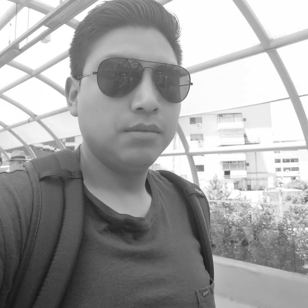 222Tupapi tweet picture