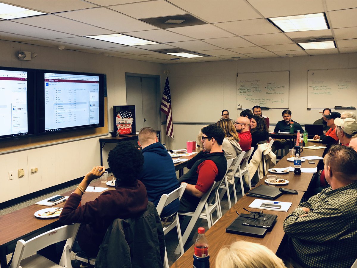 _jqbrown's tweet image. Another great Office 365 Lunch and Learn session here at VAMAC today! Glad to have Rob Spitzer here again from SyCom Technologies for our second session. Looking forward to utilizing these great tools that Microsoft Office 365 has to offer! #TechnologyChange #Office365 #Microsoft
