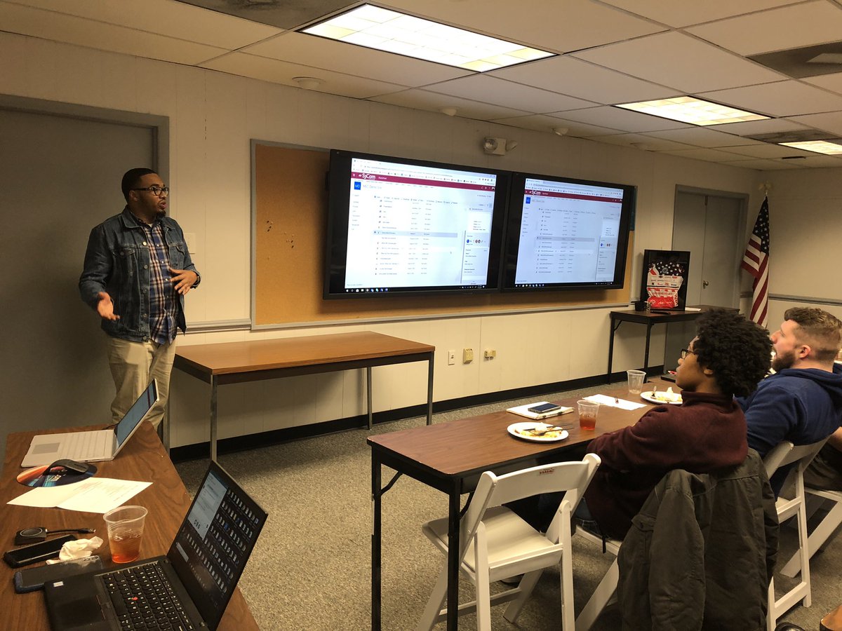 _jqbrown's tweet image. Another great Office 365 Lunch and Learn session here at VAMAC today! Glad to have Rob Spitzer here again from SyCom Technologies for our second session. Looking forward to utilizing these great tools that Microsoft Office 365 has to offer! #TechnologyChange #Office365 #Microsoft