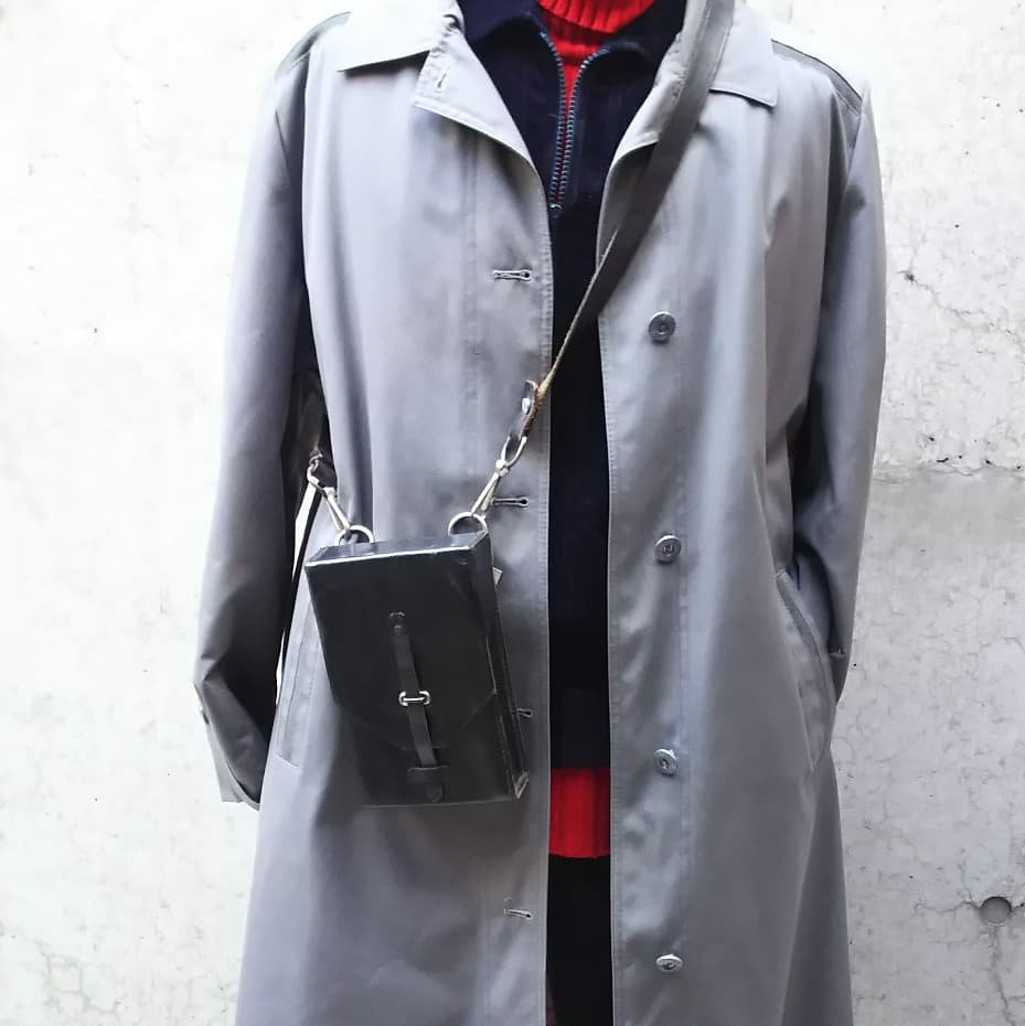 apollo_harajuku's tweet photo. old Spanish army leather bag

#古着屋アポロ #apollo #vintagefashion #vintageclothing #usedclothing
#vintagebag #spanisharmy #vintageleatherbag #armybag https://t.co/wHQ2F10ZRe