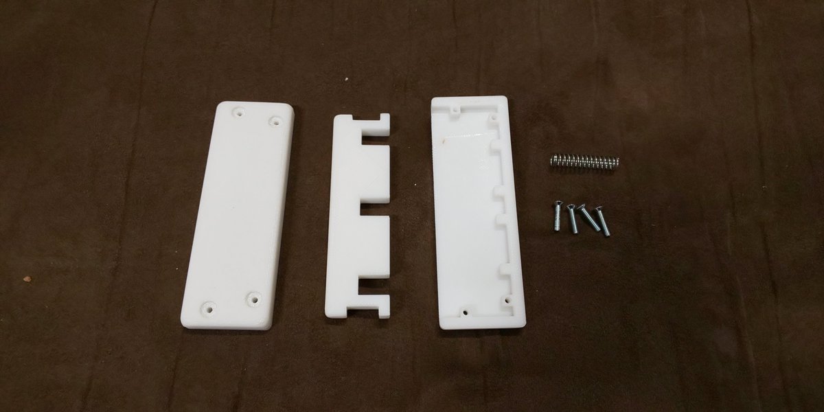 fidget_maker's tweet image. 唐突ですが、「3Dプリンタで作るフィジェットトイ」第1号がこちらの
「Fidget Gripper」です。
遊び方はズバリ　
"手に持って握り込む"　
これだけ！
STLデータや作り方は以下のページからどうぞ。

↓「3D CAD DATA .com」(要会員登録)
3d-caddata.com/profiles/3d_pr…