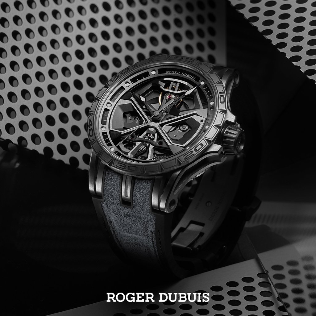 Roger_Dubuis's tweet image. From track to road to the #SIHH2019. 
⌚#Excalibur #Huracán - an ideal blend of sophisticated mechanical engineering and sleek motorsport aesthetics.
Discover more:  bit.ly/ExcaliburHurac…

#RogerDubuis #RagingMechanics #Lamborghini #LamborghiniSC  #Pirelli #DaretobeRare #SIHH