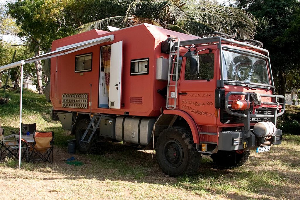 While at Twiga, we met a French family who had sold everything they had, bought a truck, kitted it out into a home and were now touring the world while home schooling their daughter.Lanes.