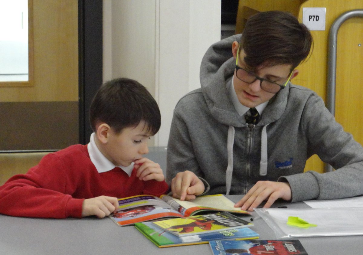 arbacadlibrary's tweet image. Our second visit to @Warddykes for the S2 boys&apos; paired reading and leadership project. The boys are really enjoying their time with the P5 boys and working with all the pupils participating in the activities they are leading @SLIC1991 #libraryproject 😀