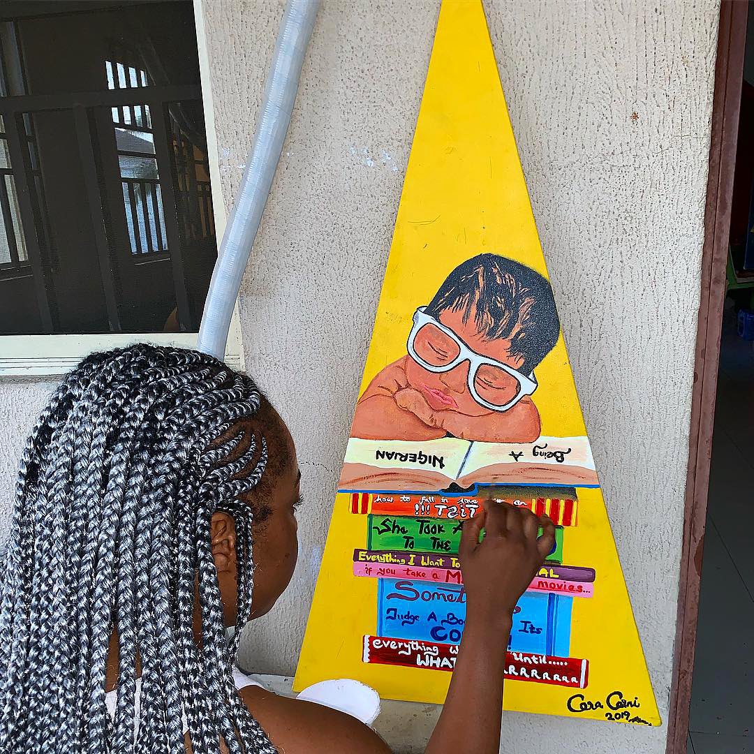 ceracerni's tweet photo. Hi ppl.I’m givin out dis canvas 4 al d giveaways I hvnt done😉 

Hw 2 win
U mst be ff.Tag 5 ppl to ff. Select a Book title 4rm d #YellowTriangle n write a short statement on it(make it funny 😁). If ur statement makes me laugh.den u win
I’m encouragin readin &amp; writin 4dis Jan https://t.co/THaqGlEiDn