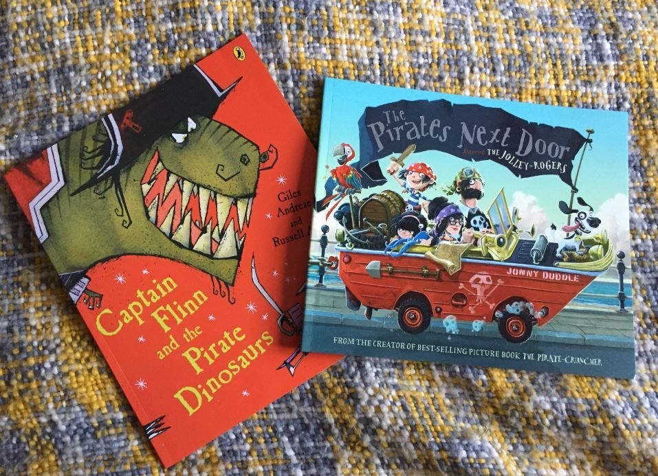 HappyBookClub's tweet photo. Fantastic review and giveaway to kick Thursday off! Thank you @meandbmaketea! https://t.co/p36HJ4Dl1L https://t.co/U3gVXdZZnc