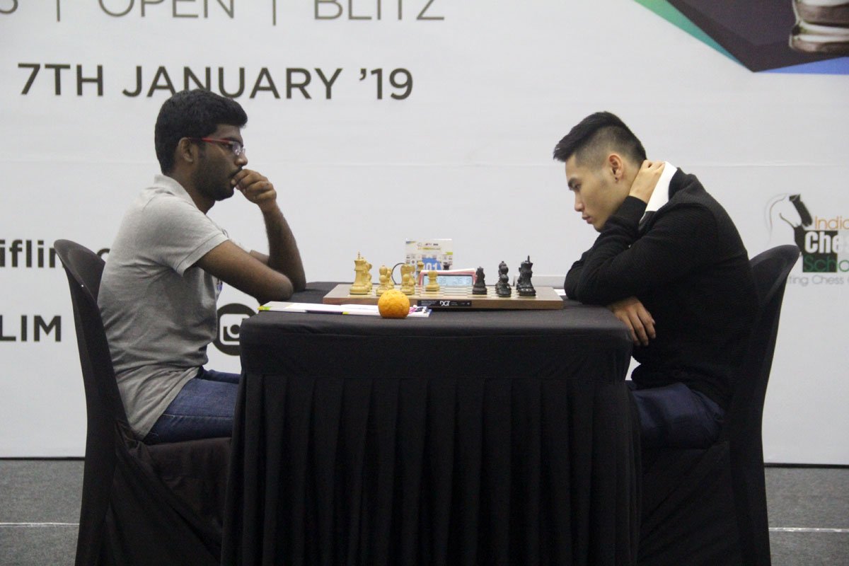 EKAbyIIFLIM's tweet photo. And we have the 59th Grandmaster from India!

NR Visakh who was our Blitz Category winner at the @EKAIIFLChess Is now a Grandmaster. 

Visakh and @DGukesh had both received his rating certificate at the tournament this season. 

@shethronak @IIFLWEALTH @PrafulZaveri https://t.co/9UgvgNynsT