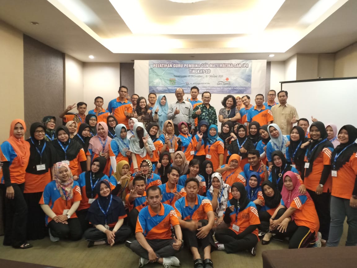 sure_indonesia's tweet photo. 17 Sept - 16 Okt 2018, diadakan Pelatihan Guru Pembina OSN Matematika dan IPA SD di Banjarmasin. Pelatihan merupakan kerjasama antara Dinas Pendidikan Kabupaten Tanah Bambu &amp; PT Borneo Indobara dgn Yayasan Surya Institute #pelatihanguru #pelatihanosn https://t.co/cZeLfVnIaE