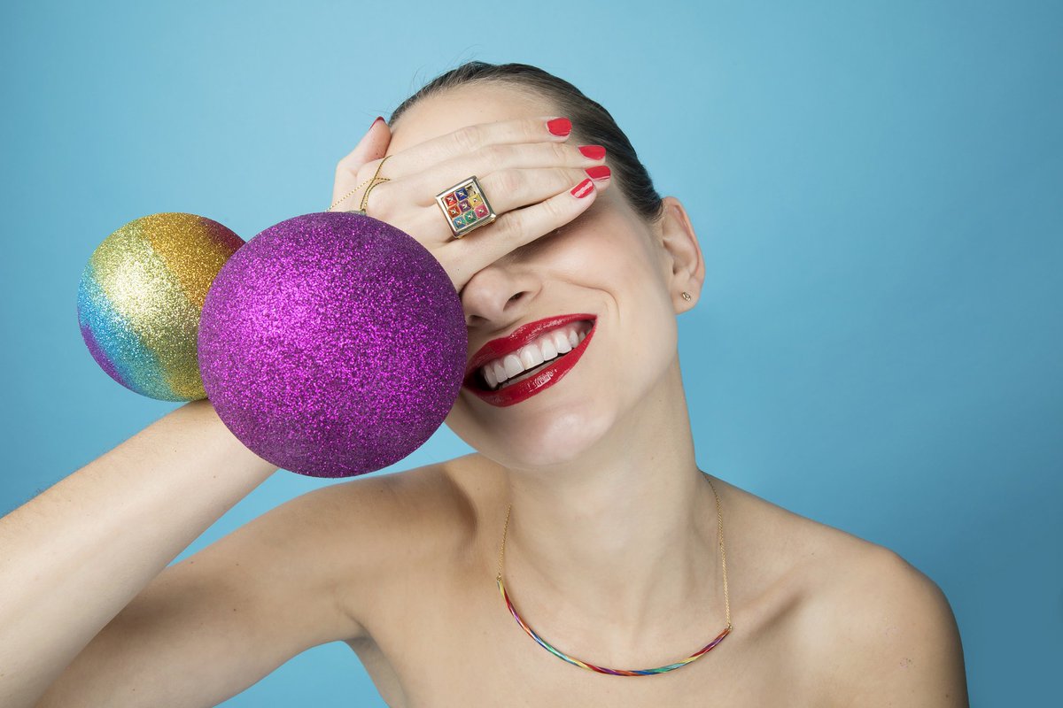 tidlrs's tweet image. Discover the #CandyJewel collections from the most incredible jewellery designers. We like treating you well!
Author: @RachaelTaylor
Brands: @HarryWinston @Bulgariofficial @Origin_31 @AliceCicolini

tidlrs.com/journal/candy-…