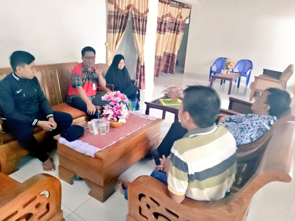 Musppkl's tweet photo. Bimbingan RAT pada KSU SUKAMAJU
#kerjakita
#penyuluhkoperasi
#ppklkemenkopukmRI
#ppklprovsulsel
#ppklkepselayar https://t.co/SdcAgOSDba
