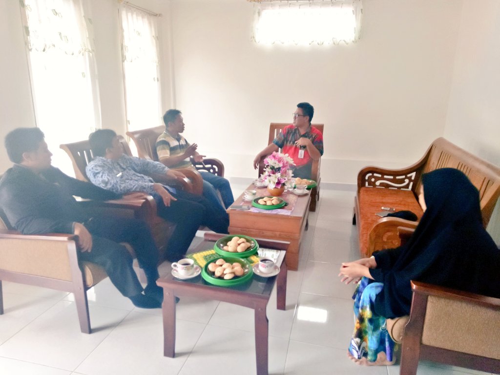 Musppkl's tweet photo. Bimbingan RAT pada KSU SUKAMAJU
#kerjakita
#penyuluhkoperasi
#ppklkemenkopukmRI
#ppklprovsulsel
#ppklkepselayar https://t.co/SdcAgOSDba