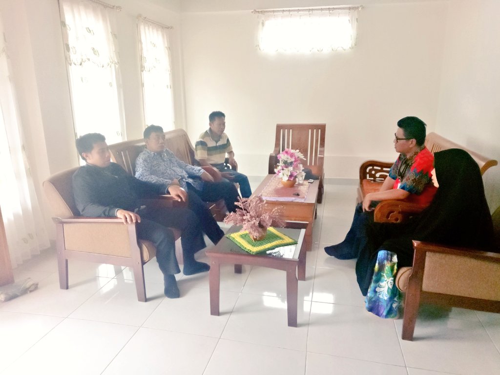 Musppkl's tweet photo. Bimbingan RAT pada KSU SUKAMAJU
#kerjakita
#penyuluhkoperasi
#ppklkemenkopukmRI
#ppklprovsulsel
#ppklkepselayar https://t.co/SdcAgOSDba