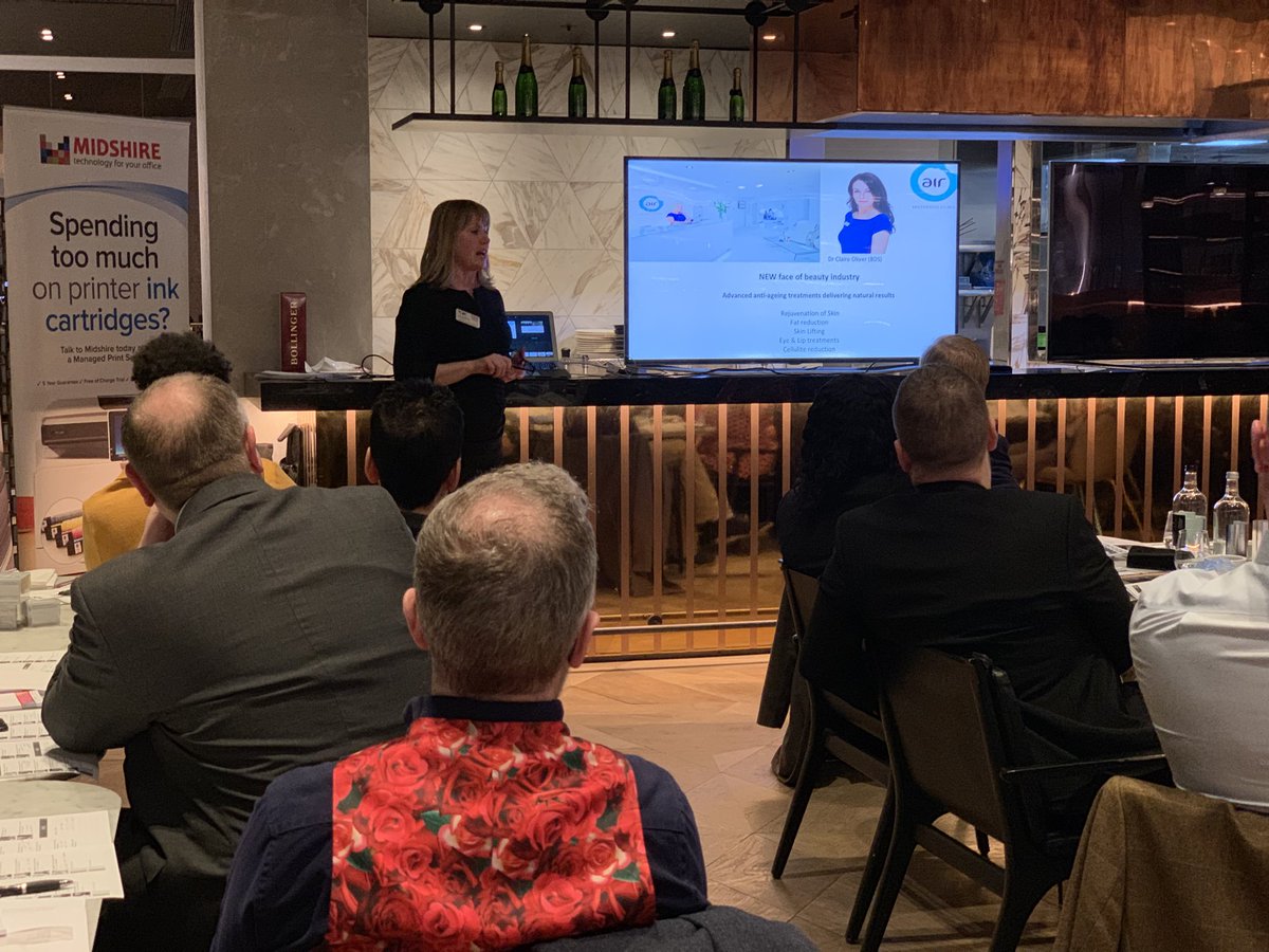 #bnisunrise very own Jayne from <a href="/airaesthetics/">Air Aesthetics</a> delivering a great 5 mins to a packed Sunrise #BNI chapter. Would you like a share of £5m/yr? DM pls