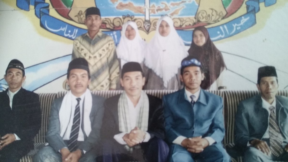 Yudisium 
Ponpes Nurul Haramain NW Narmada.