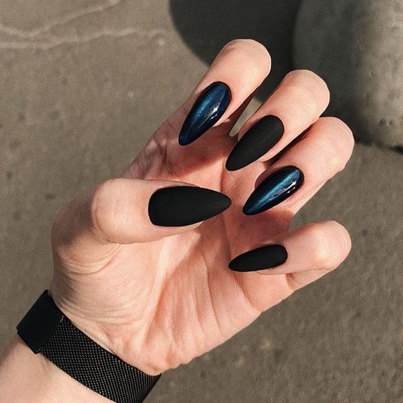 Black Chrome Powder by Whats Up Nails - black chrome nails