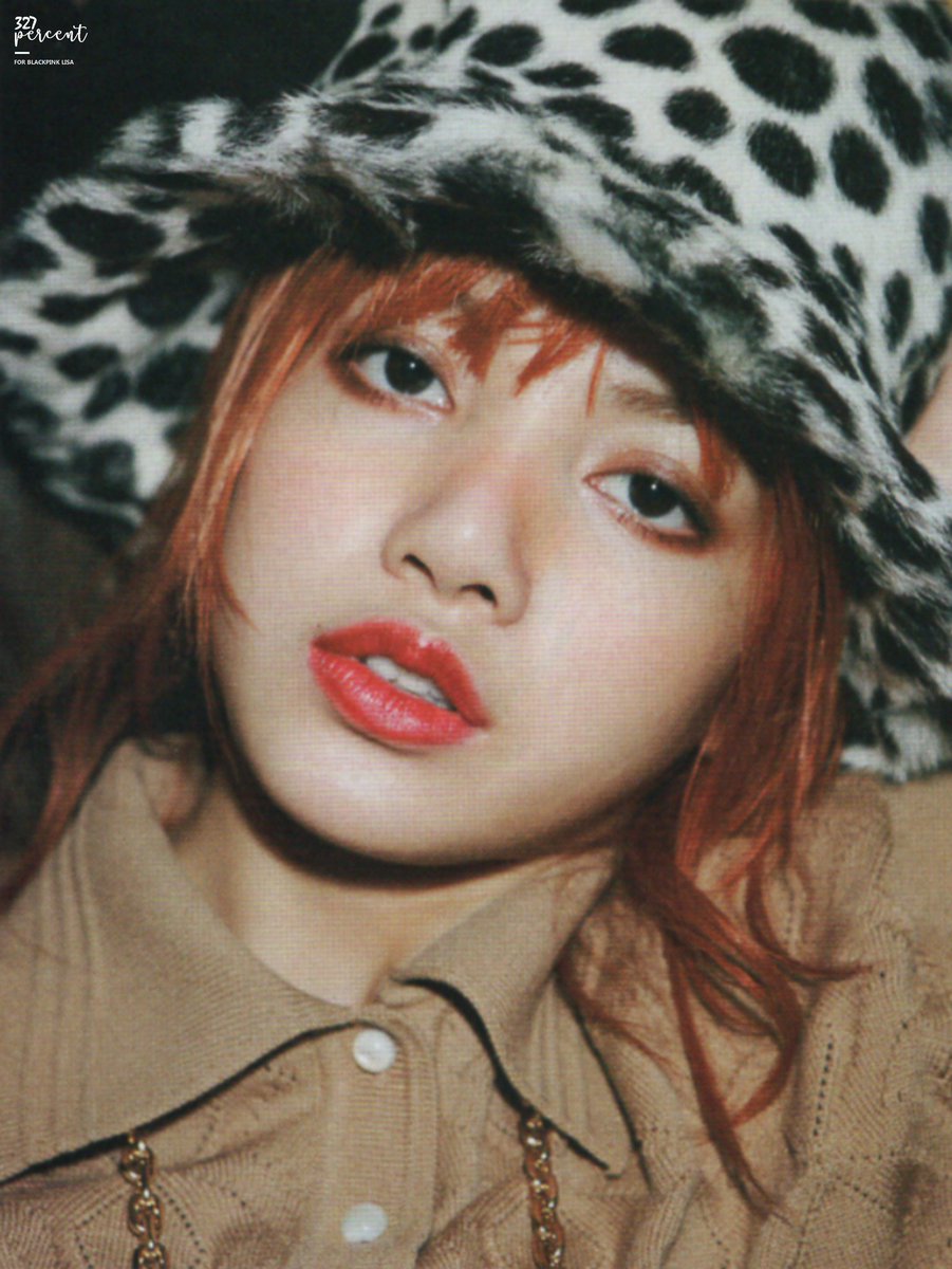 LaTeoriaDe2Lisa's tweet image. Orange Hair #2Lisa