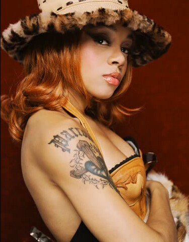 LaTeoriaDe2Lisa's tweet image. Orange Hair #2Lisa