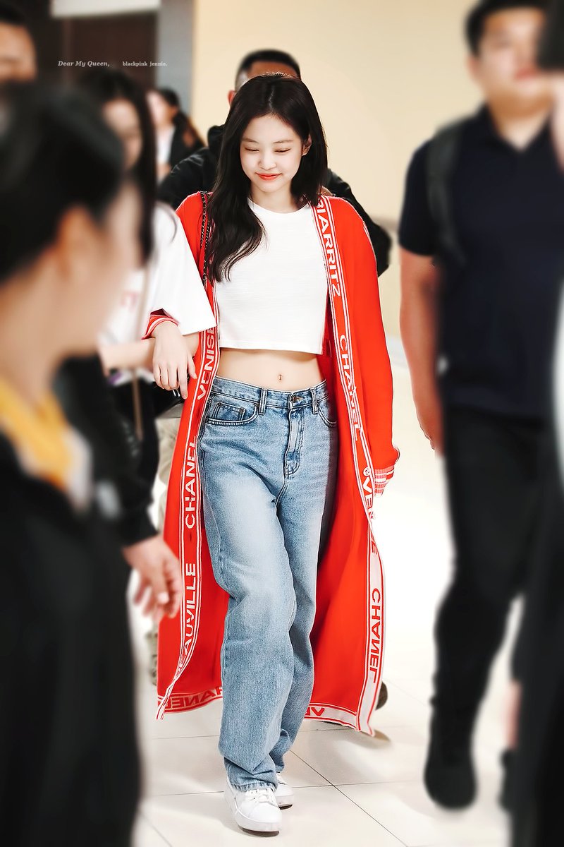 kimjennie116's tweet photo. 190114 BKK #블랙핑크 #제니 #BLACKPINK #JENNIE https://t.co/15Ol5Qg32K