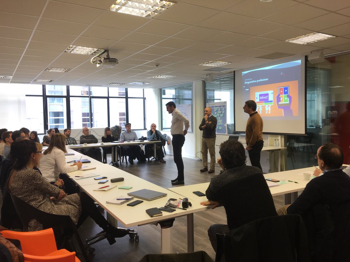 NereaSanchezU's tweet photo. Workshop: desarrollo de clientes y nuevos negocios #descubriendolasclavesdelnuevomanagement #bbf #mbaexecutivegecem ⁦@Enpresagintza⁩ ⁦@MBAExecutiveMU⁩ https://t.co/kZ2xyRiHnJ