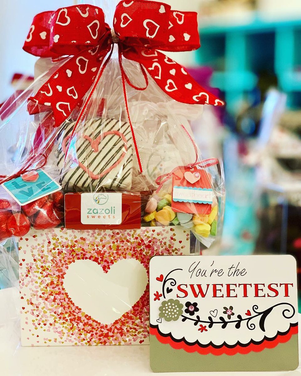 WesthamptonRva's tweet photo. ❣️Looking for a sweet gift your Valentine will love? Place your order for a custom box from @zazolisweets!❣️
.
📷 ZaZoLi
.
.
.
#ontheavenues #westhamptonrva #shopsmallrva #shoplocalrva #shoprva #supportsmallbusiness #lovelocal #vcu #ur #winter #valentinesday #iwantcandy https://t.co/ck1DLjHcTe