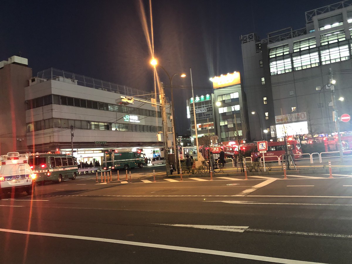 Meekow 消防車集まってると思ったら 中野駅で人身事故って