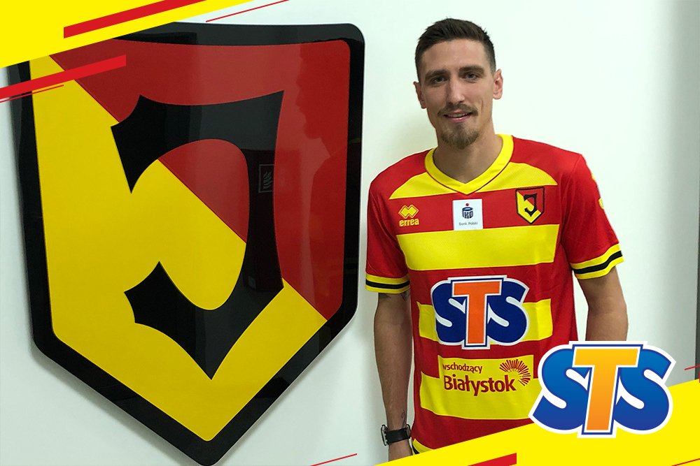 Stefan Scepovic durante la presentación de su club en Polonia (Foto: Jagiellonia 1920).