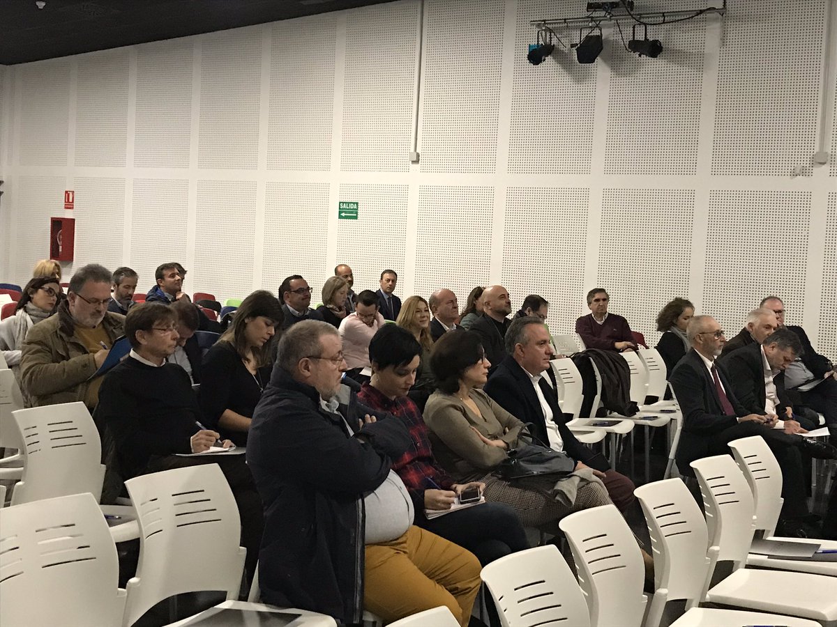 ASECAM1's tweet photo. Finalmente, @pacomoracortina, director de Paco Mora Cortinas nos ha contado su experiencia como pyme innovadora de éxito https://t.co/TyK0wN5DBG