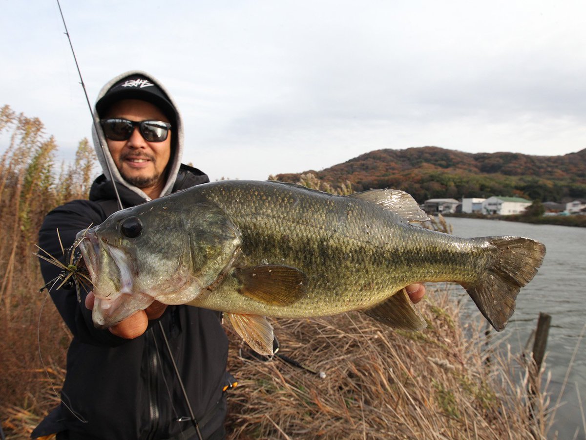 釣りビジョン Twitterren 番組情報 カナモ 倉敷川 リベンジ 急激な冷え込みをものともしない 爆釣劇が繰り広げられる Make 23 金森隆志 釣りビジョン 釣り バスフィッシング