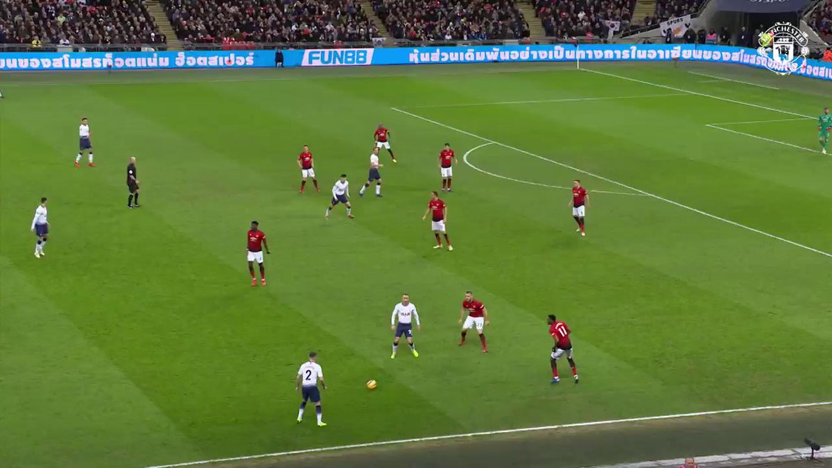 Whichever way you look at it, this is a glorious finish from @MarcusRashford! 👏 #MUFC