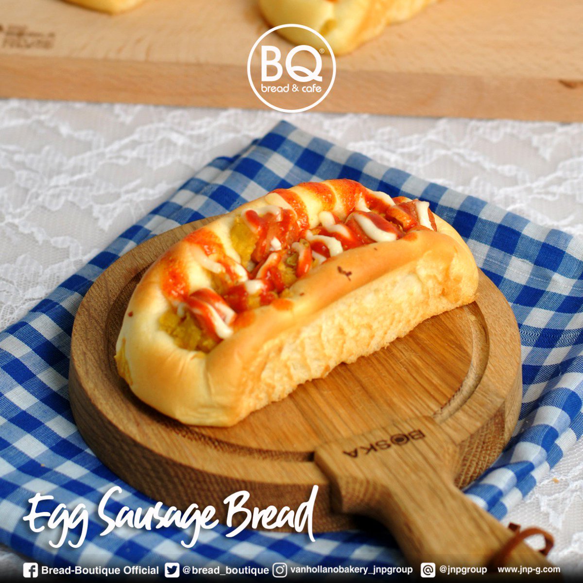 Soree BQ Lovers..!
Ngemil yukk.! Jam" nanggung gini emang pada laper kan.?
Mimin tau kok hihi. Udah kita ke Bread Boutique ajah, ada banyak varian Roti yg enak" yg harus kamu coba !