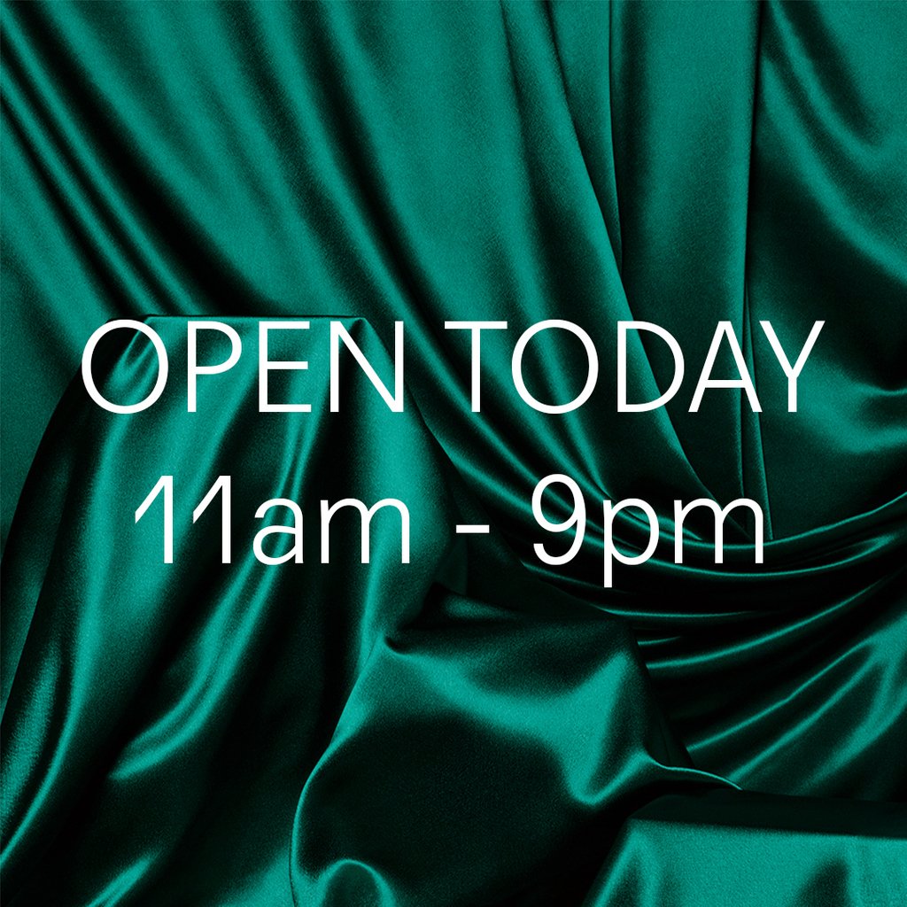 LondonArtFair's tweet image. London Art Fair is open today 11am - 9pm! 
Tickets available on the door for £21

-
#londonartfair #laf19 #artfair