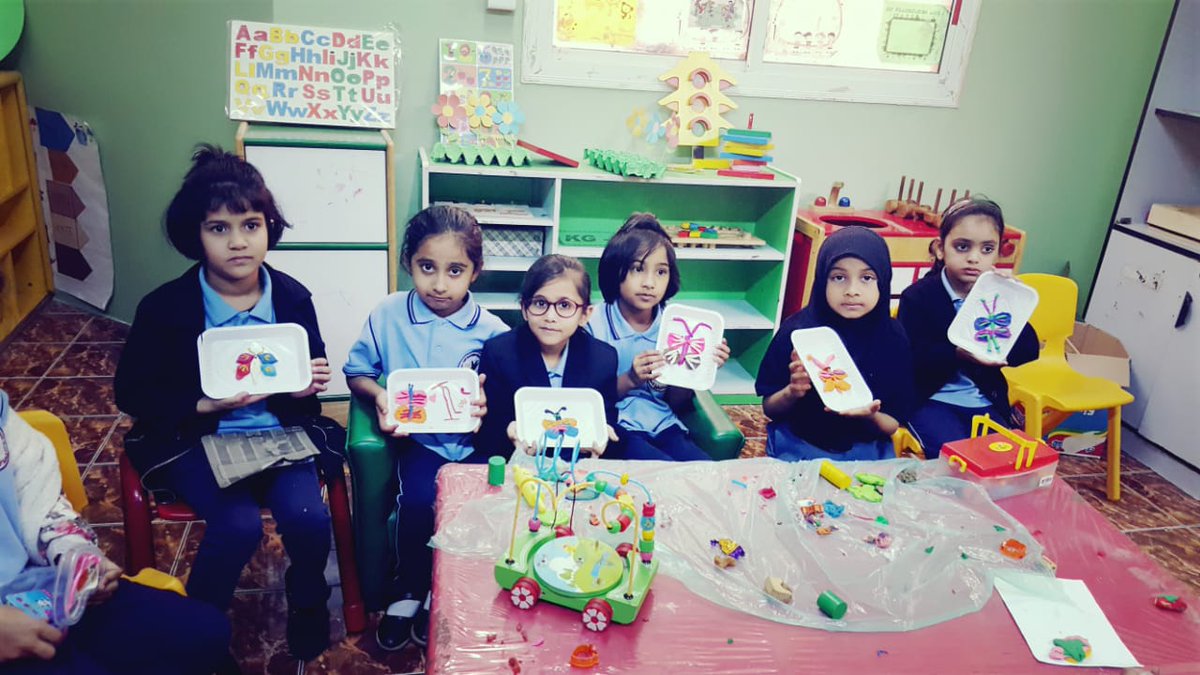 Clay Modelling Activity.

#artwork #clay #claymodelling #AlTawfiq #Jeddah2019 #jeddahschools #relaxing #art #fun #grade1