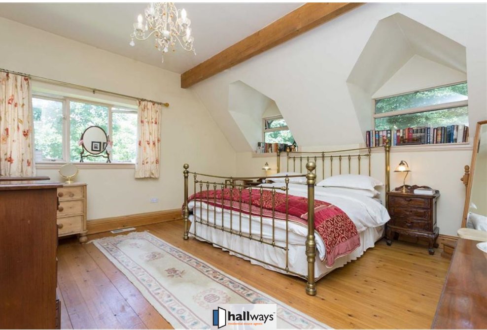 hallwaysprop's tweet photo. #UNDEROFFER - Stunning #4bedroom #Farmhouse in a plot of approx 2 acres on #KnowlePad, #Preston #Lancashire.

4 Bedrooms|Conservatory|Detached|Ensuite Bathroom| Extensive Plot|Grand Entrance Hall/Study|Off-street parking|Utility Room  

Book viewing @ https://t.co/eXfJXuttd9 https://t.co/9rsFBLBzL3
