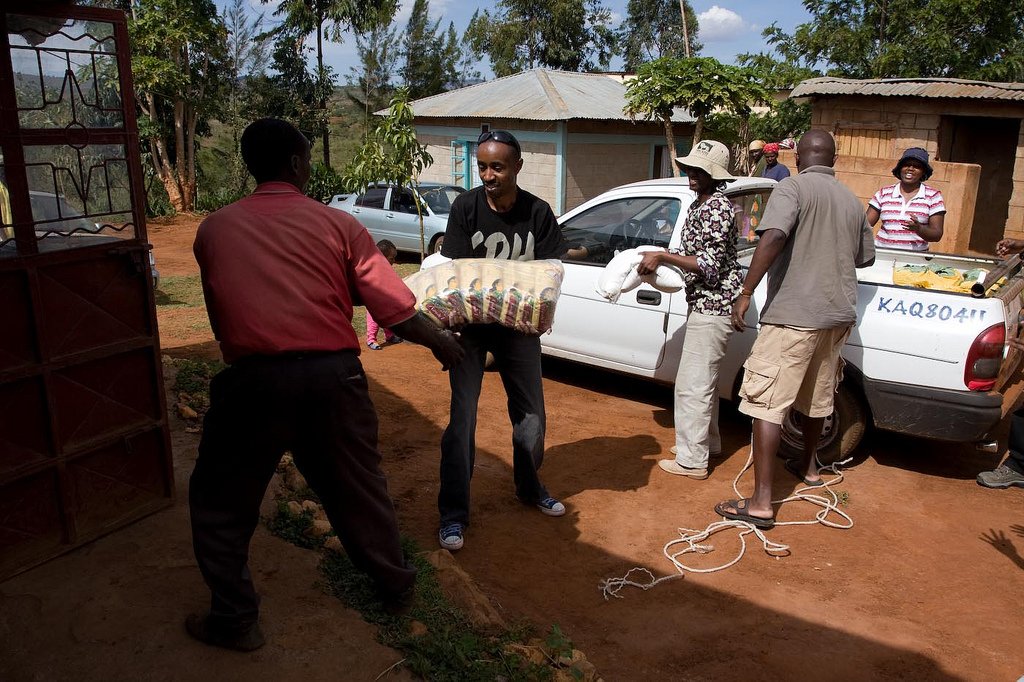 In January 2009, we visited a friend's shaggz in Mutulani where the effects of a drought had hit hard and Silvester turned into a relief vehicle.More photos:  https://flic.kr/s/aHsj9dTKZ8 