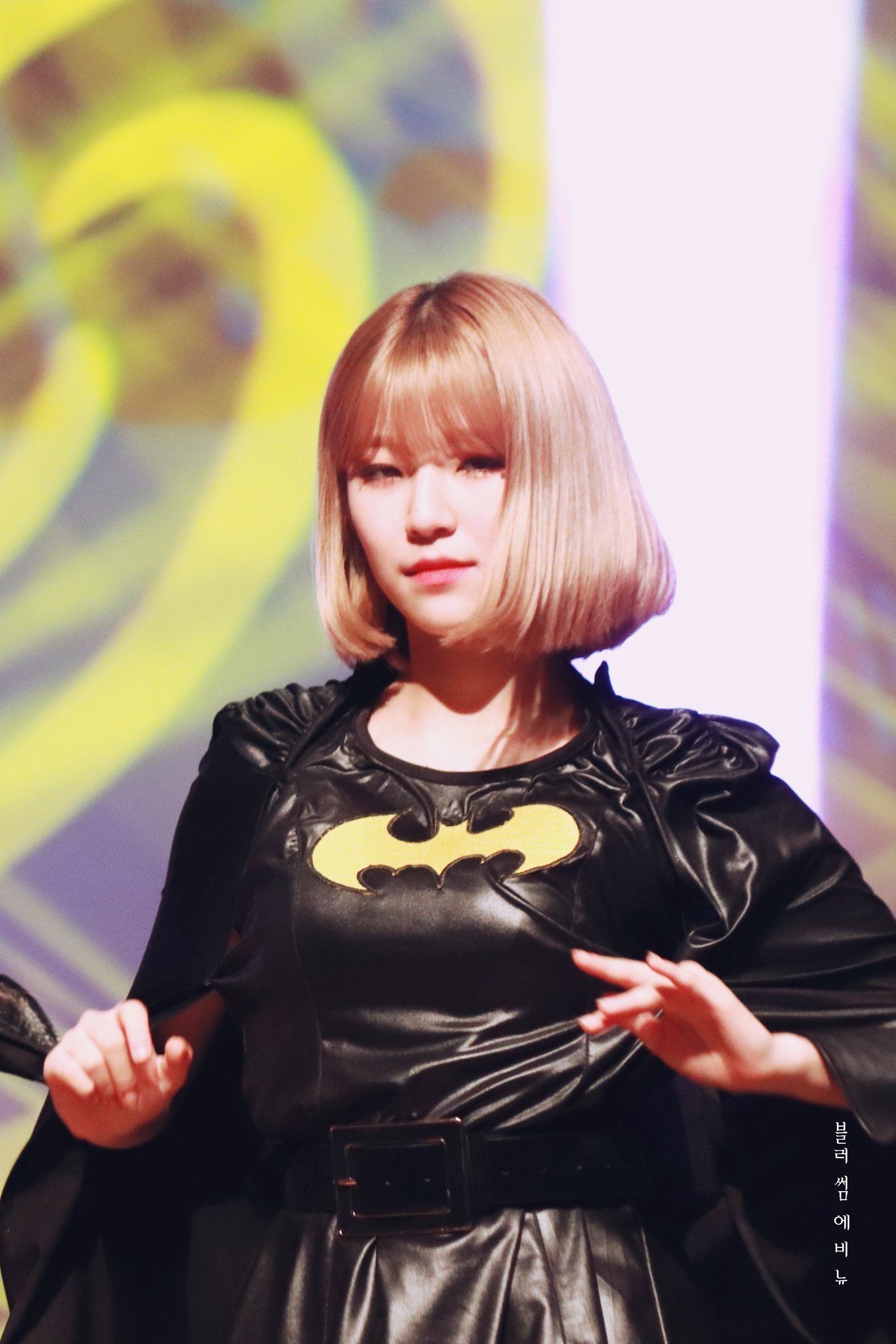 DxGzw8lVsAAe-3v.jpg:large