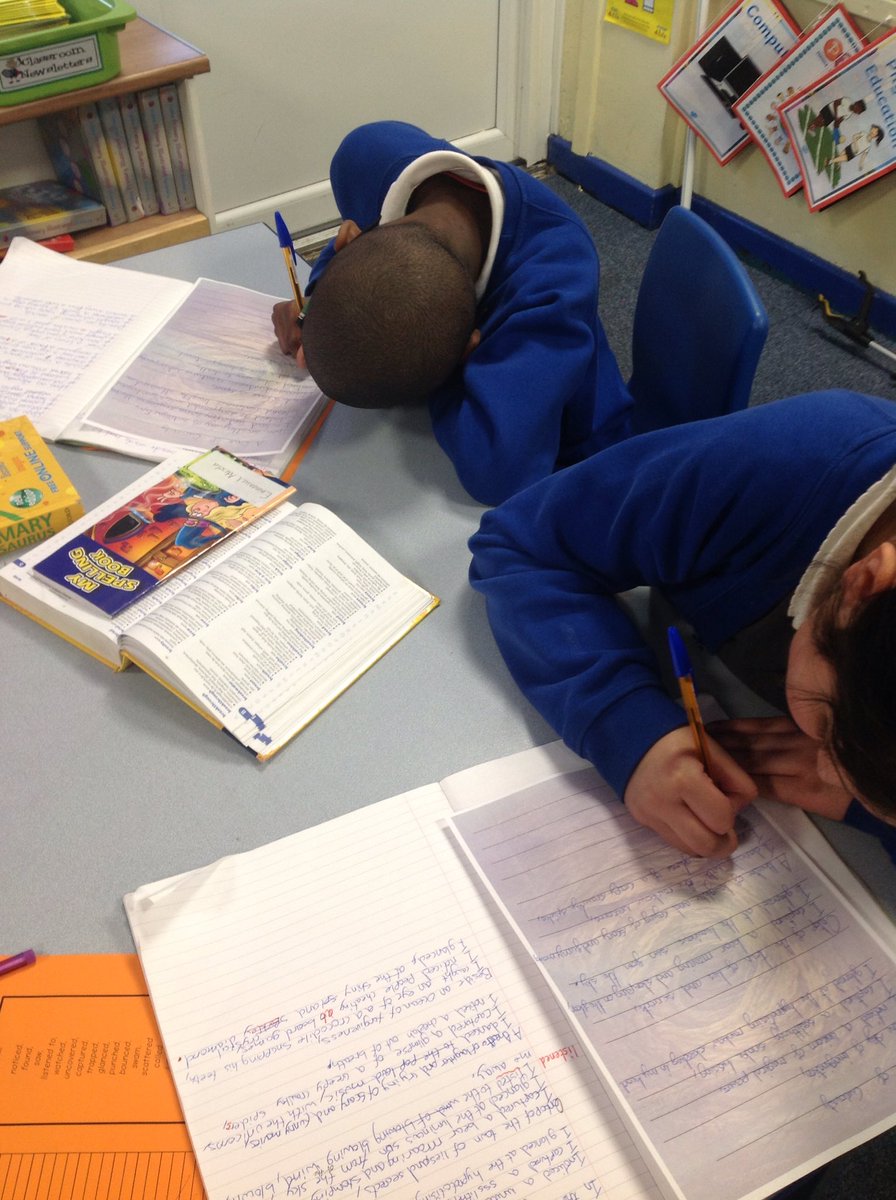 SSAMprimary's tweet image. Year 4 writing their own versions of A Cave of Curiosity by @PieCorbett #mysterypoem #usingourimagination