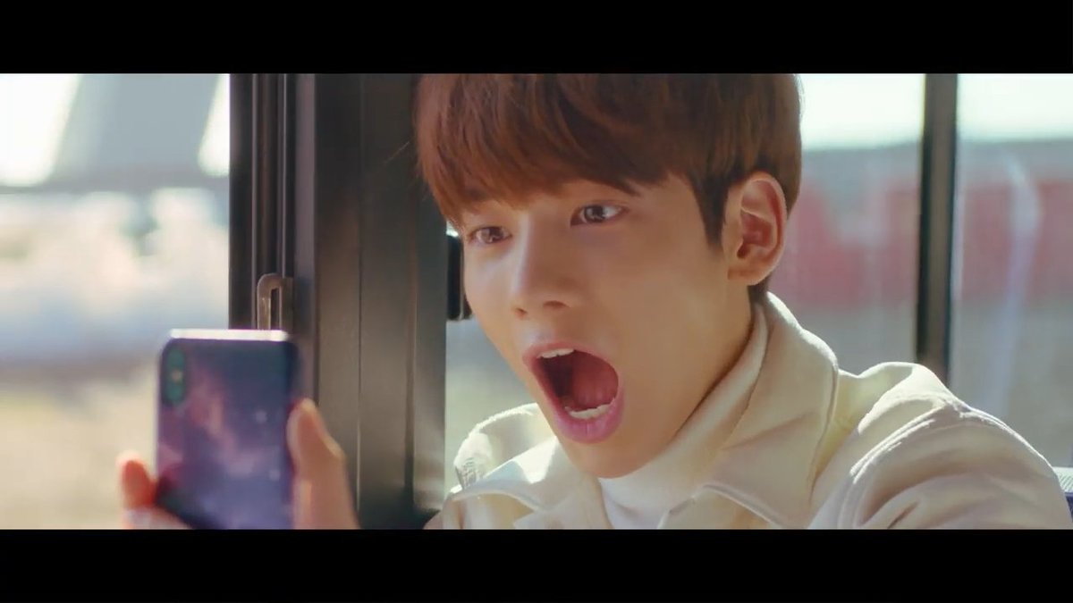 bored_baba_baaa's tweet photo. НОВЫЙ БИАС? НЕ, НЕ СЛЫШАЛА 

#TXT #Taehyun https://t.co/FPm1mgQAQc