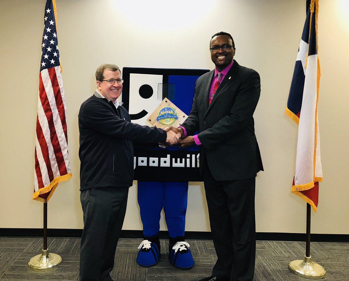 ReWorksSA's tweet photo. Have you ever wondered where your business could recycle electronics? Check out the Electronics Recovery Program from @goodwillsa - the newest #ReWorksSAGold Certified Business! Thank you for all you do for San Antonio! #RecyclingMovement #GoGreenGoodwill #ReWorksSACharter https://t.co/XUpcV3xvkA