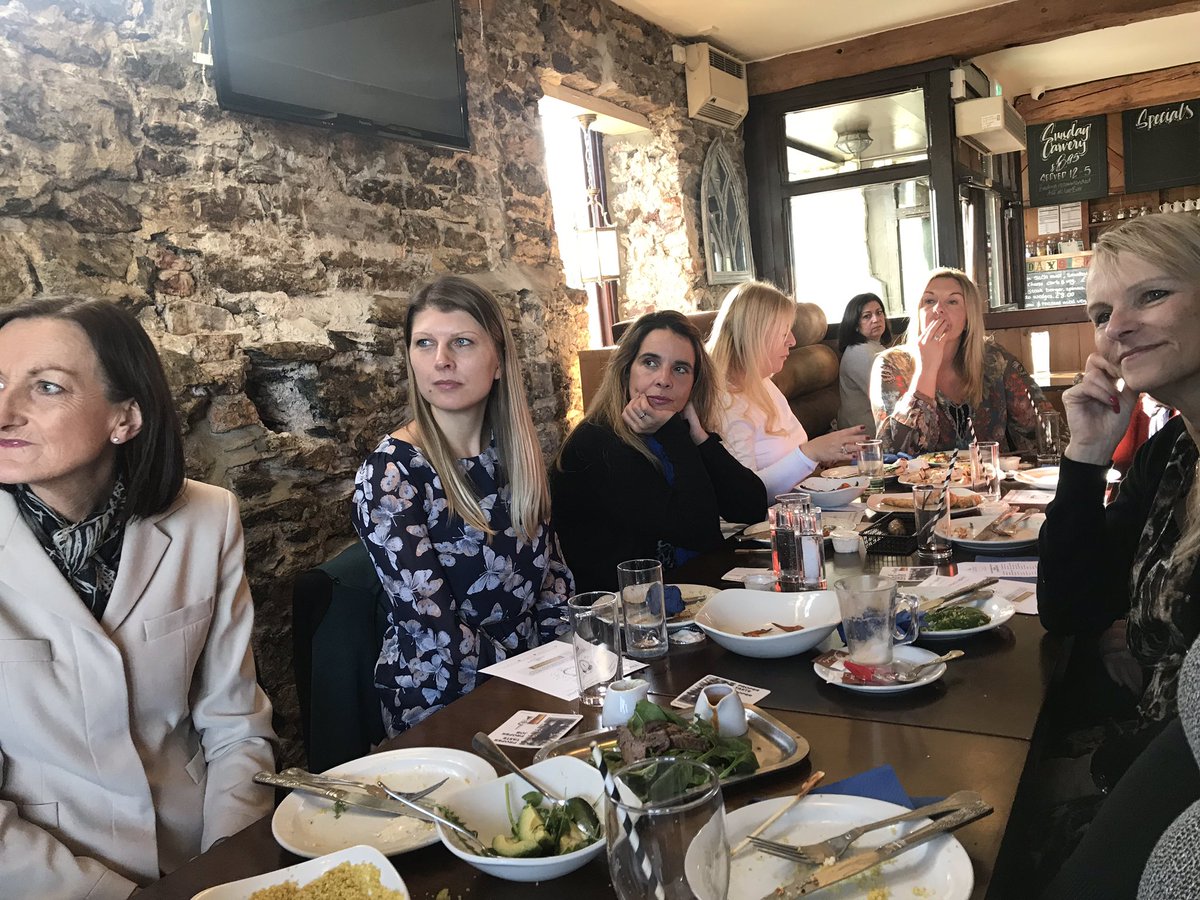 Ladies Lunch Club tweet media