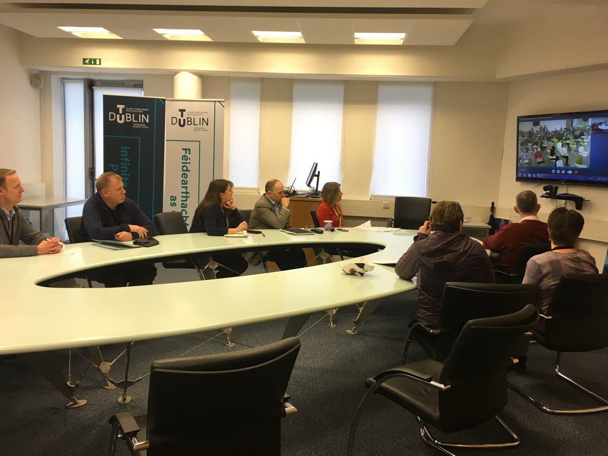 TUDublin_BN's tweet photo. Our academic staff engaging with a global class workshop on social factors that impact one’s chosen field of education and career path with @UOIT @durhamcollege as part of @CHERPPIreCan #InfinitePossibilities #TUDublin https://t.co/L7AAaB08nB
