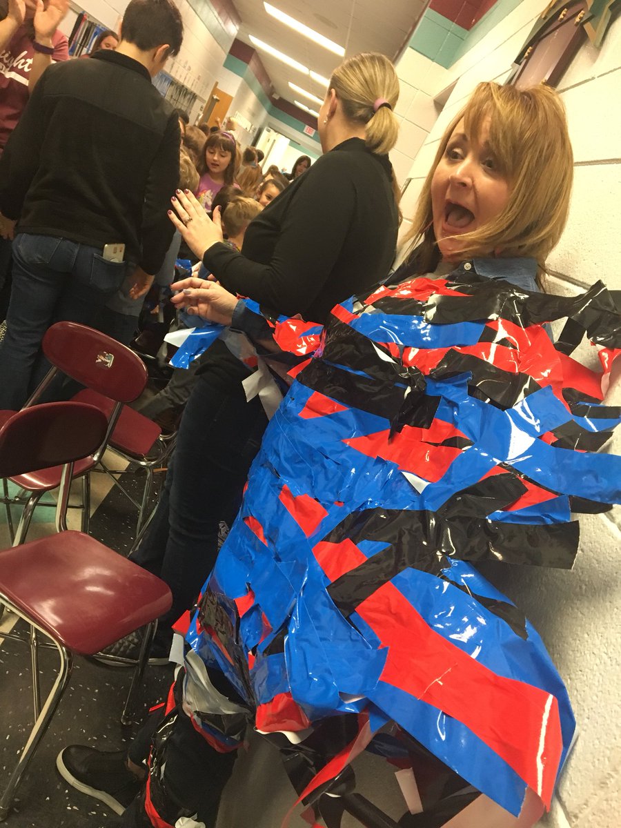 stjames_elem's tweet photo. Mrs. Jarvis is getting #StuckForABuck today! #LCSstrong2theCore #SJESStrong2theCore https://t.co/HHydprK1Pj