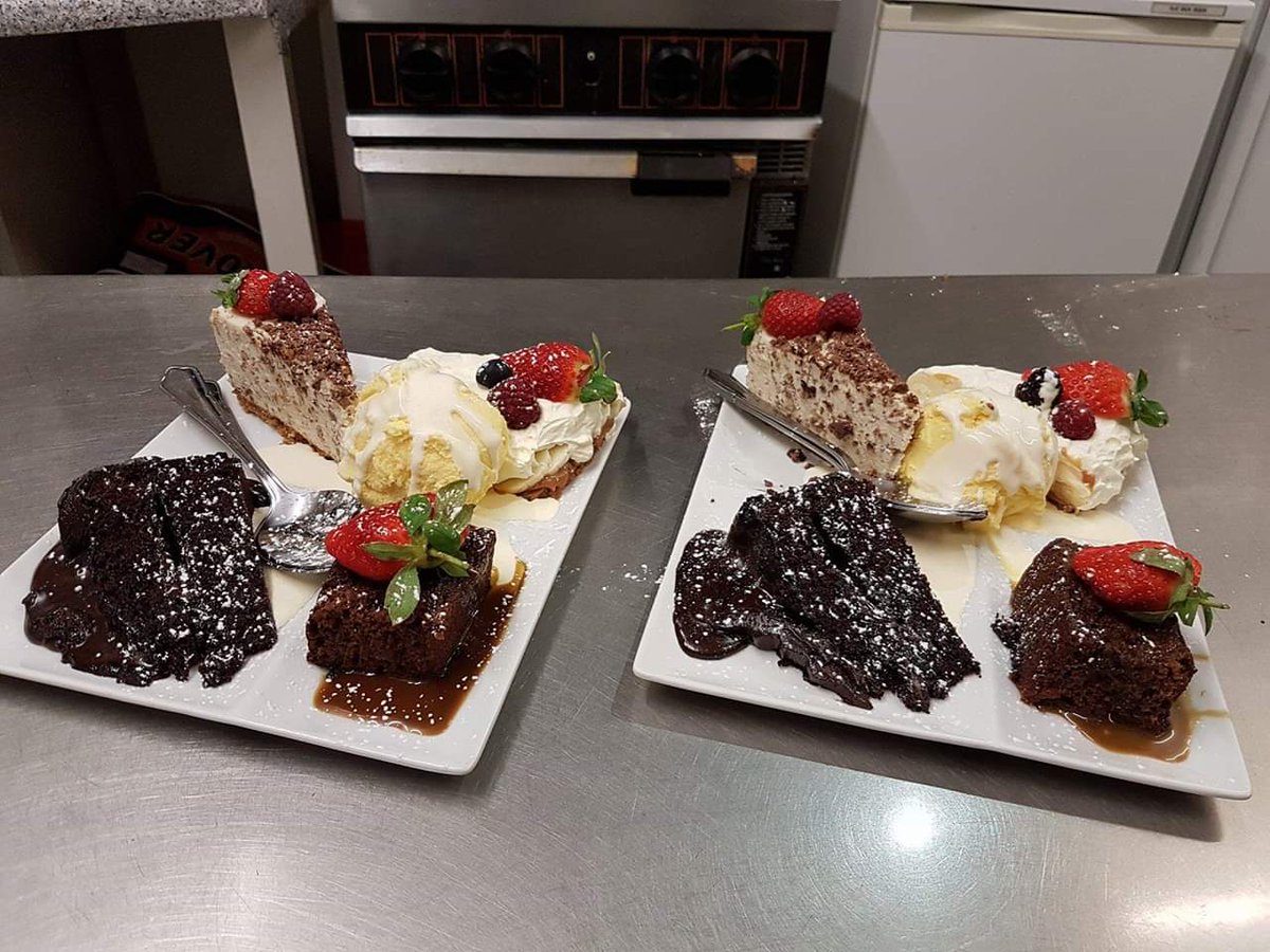 Gorgeous puddings. #Temujincombo #cheesecake #sowerbybridge #healthystirfry