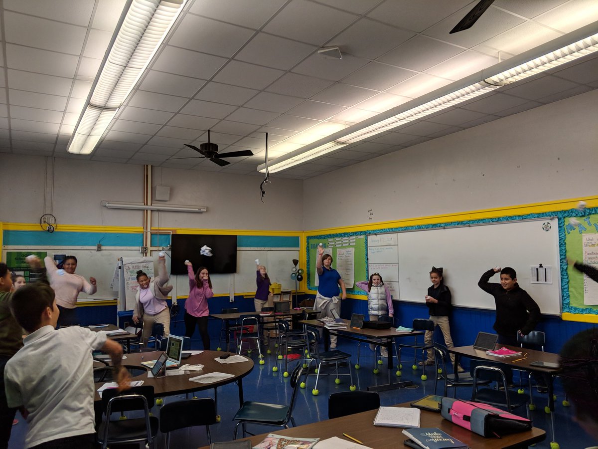 Who doesn't love a little classroom snowball fight?!  We played Two Truths and A Lie to discuss and review the circulatory system!  #bringingFUNback <a href="/GQES_Dragons/">GQES_Dragons</a>