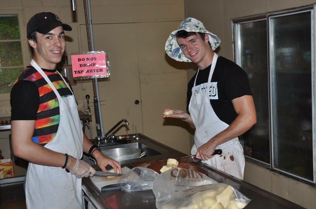 CampSimpresca's tweet photo. Our #HeadCook and #SeniorStaff applications are open and we are excited to be putting together the #team for #Simprescas 70th #camp season! Email campsimpresca@gmail.com for details! 70 years of #FriendshipsForever! https://t.co/wN4QROtU4d