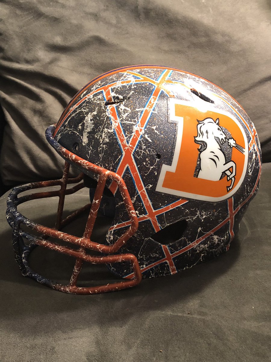 MileCustoms's tweet image. My goal for my company is to one day have @VonMiller have one of the helmets I design in his personal collection and have the @Broncos use one of my designs for there helmets for one game!