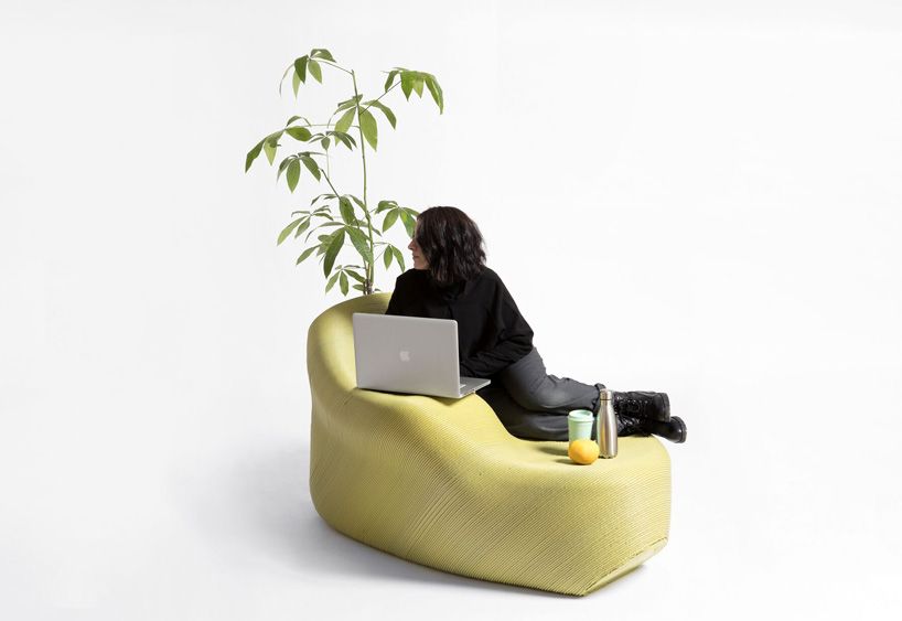 designboom's tweet image. zero waste lab by the new raw turns citizens' plastic waste into 3D-printed street furniture designboom.com/design/zero-wa…