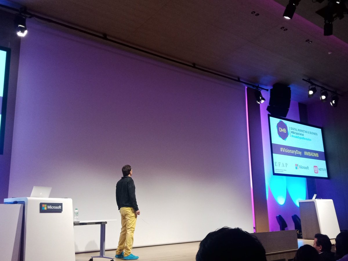 FatimZahrassila's tweet photo. [#VisionaryDay] 
Parce qu'aucun métier n'est à l'abri de la #transfonum #litterature
#MBADMBFamily @MBADMB @MartialDebriffe soutient sa thèse à la #VisionaryDay chez @microsoftfrance
"En quoi la transformation digitale peut reinventer le metier des auteurs ?" EXCELLENT ! #MBADMB https://t.co/cwUTa6Y3IA